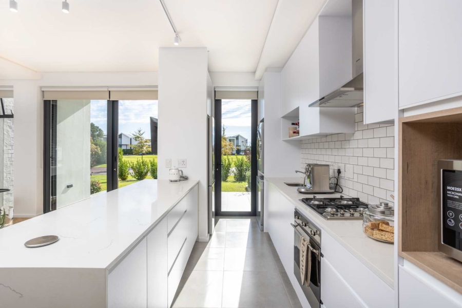 1 Bedroom Property for Sale in Val De Vie Estate Western Cape